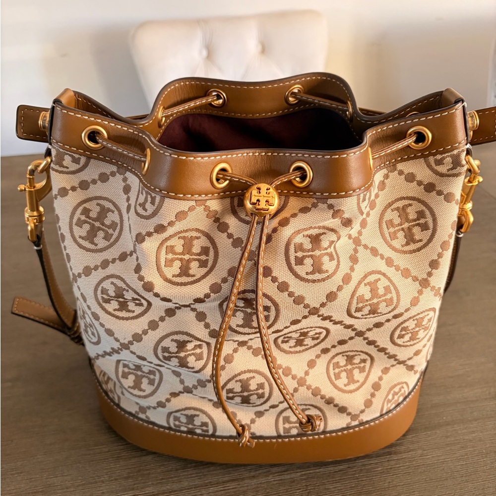 Tory Burch monogram Bucket bag